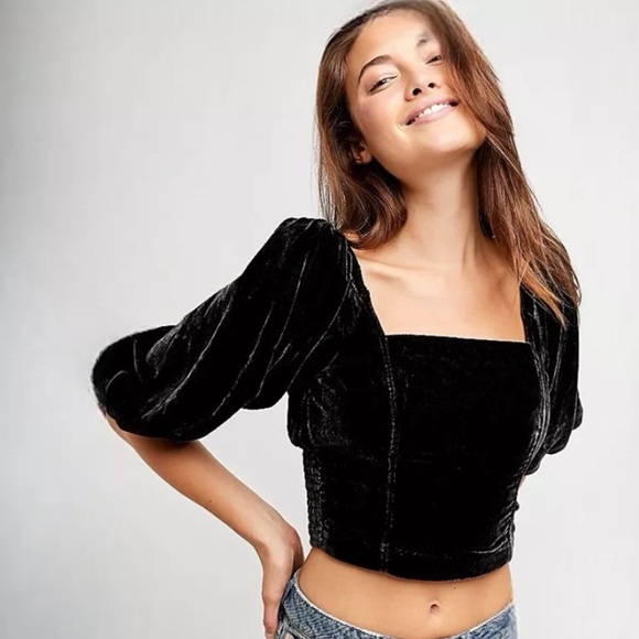 NWT Free People Velvet Marie Pouf Black Crop Top Open Back Balloon Sleeve - Picture 4 of 7